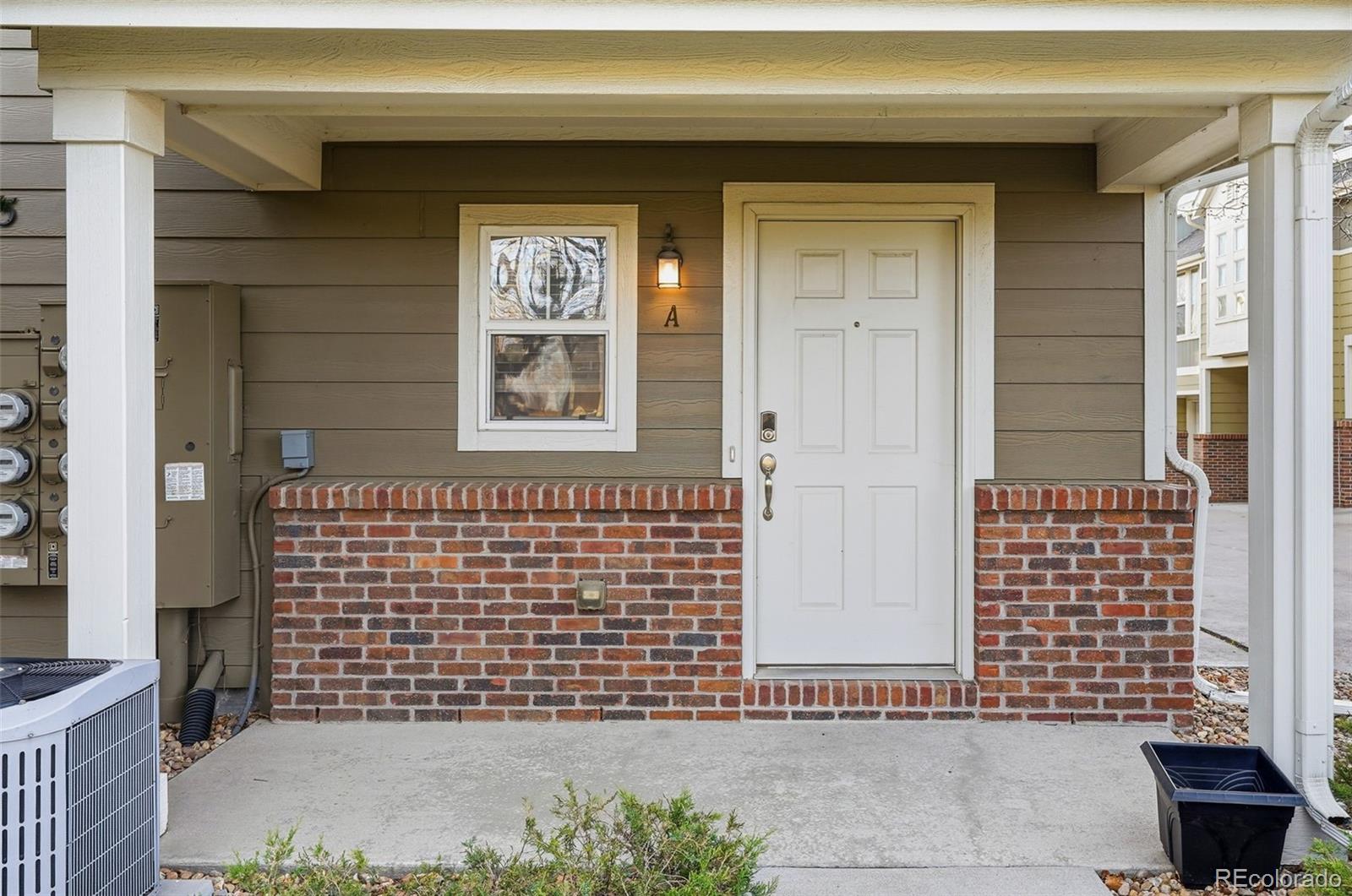 MLS Image #2 for 11855  oak hill way,commerce city, Colorado