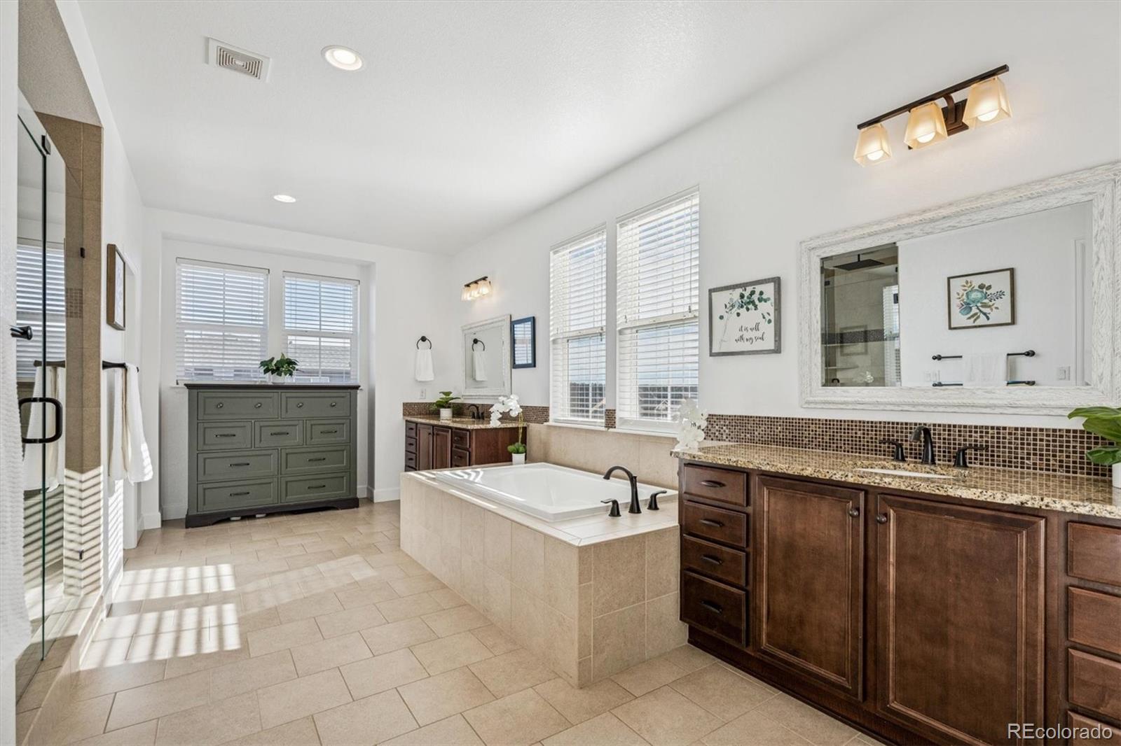 MLS Image #17 for 7855 s grand baker street,aurora, Colorado