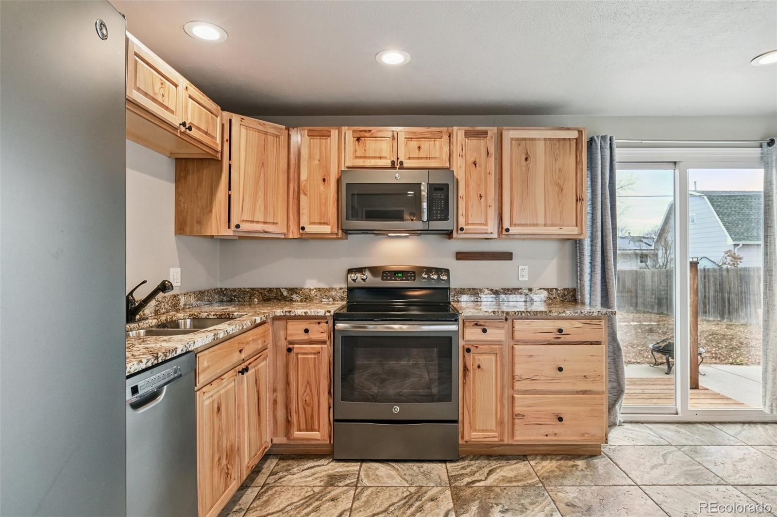 MLS Image #9 for 1556 s field court,lakewood, Colorado