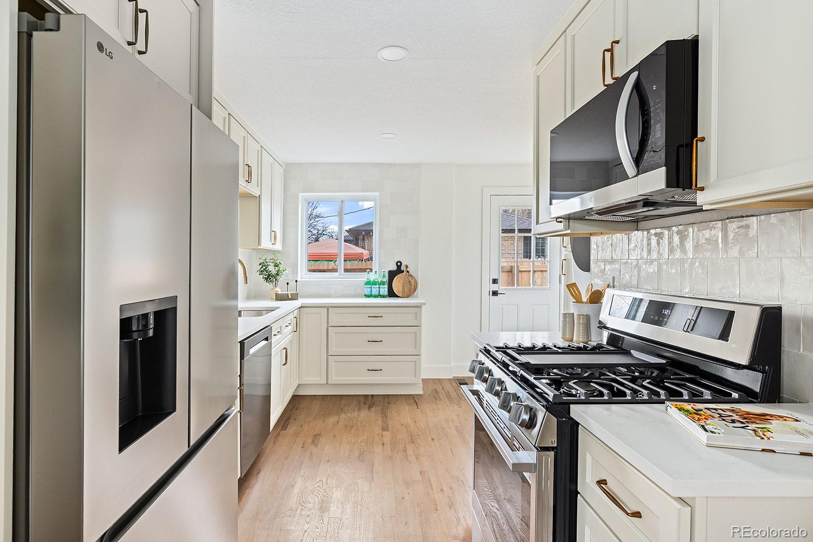 MLS Image #5 for 766  dahlia street,denver, Colorado