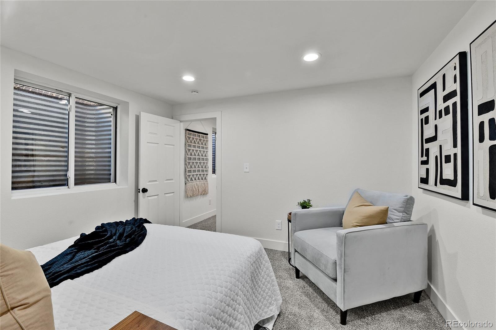 MLS Image #27 for 14690 e 43rd avenue,denver, Colorado