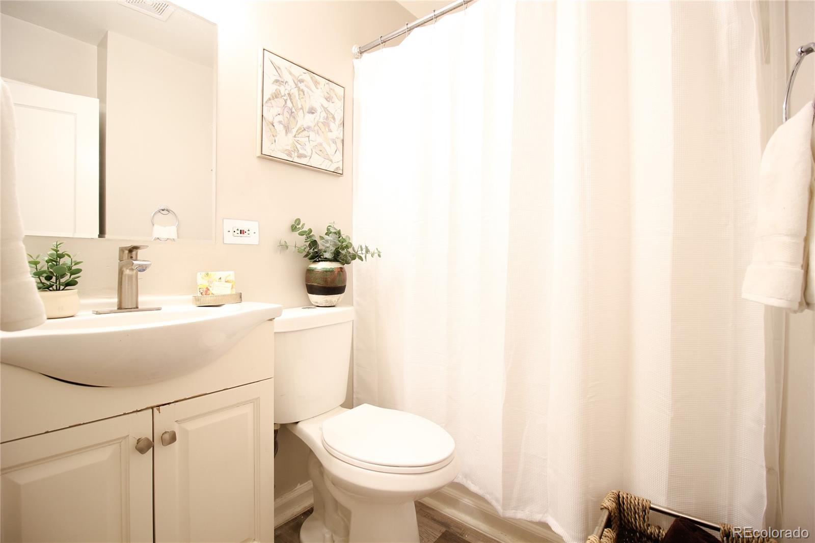 MLS Image #14 for 1373  florence street,aurora, Colorado