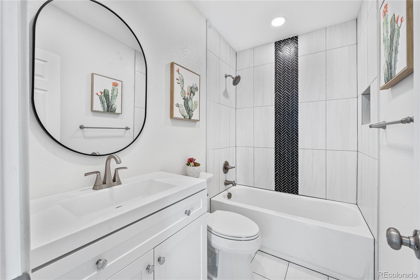 MLS Image #21 for 3381 w center avenue,denver, Colorado