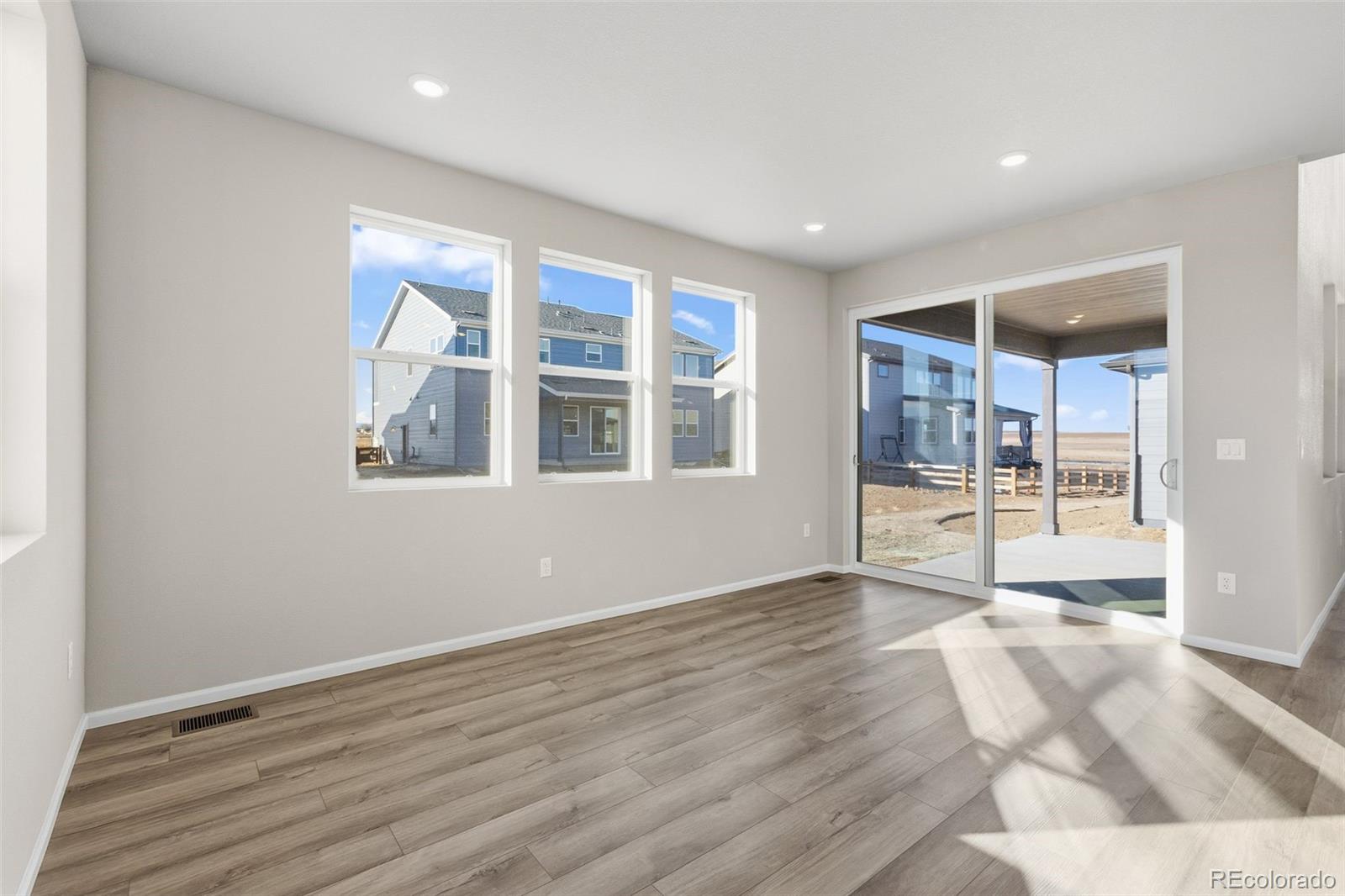 MLS Image #7 for 15333  poplar street,thornton, Colorado