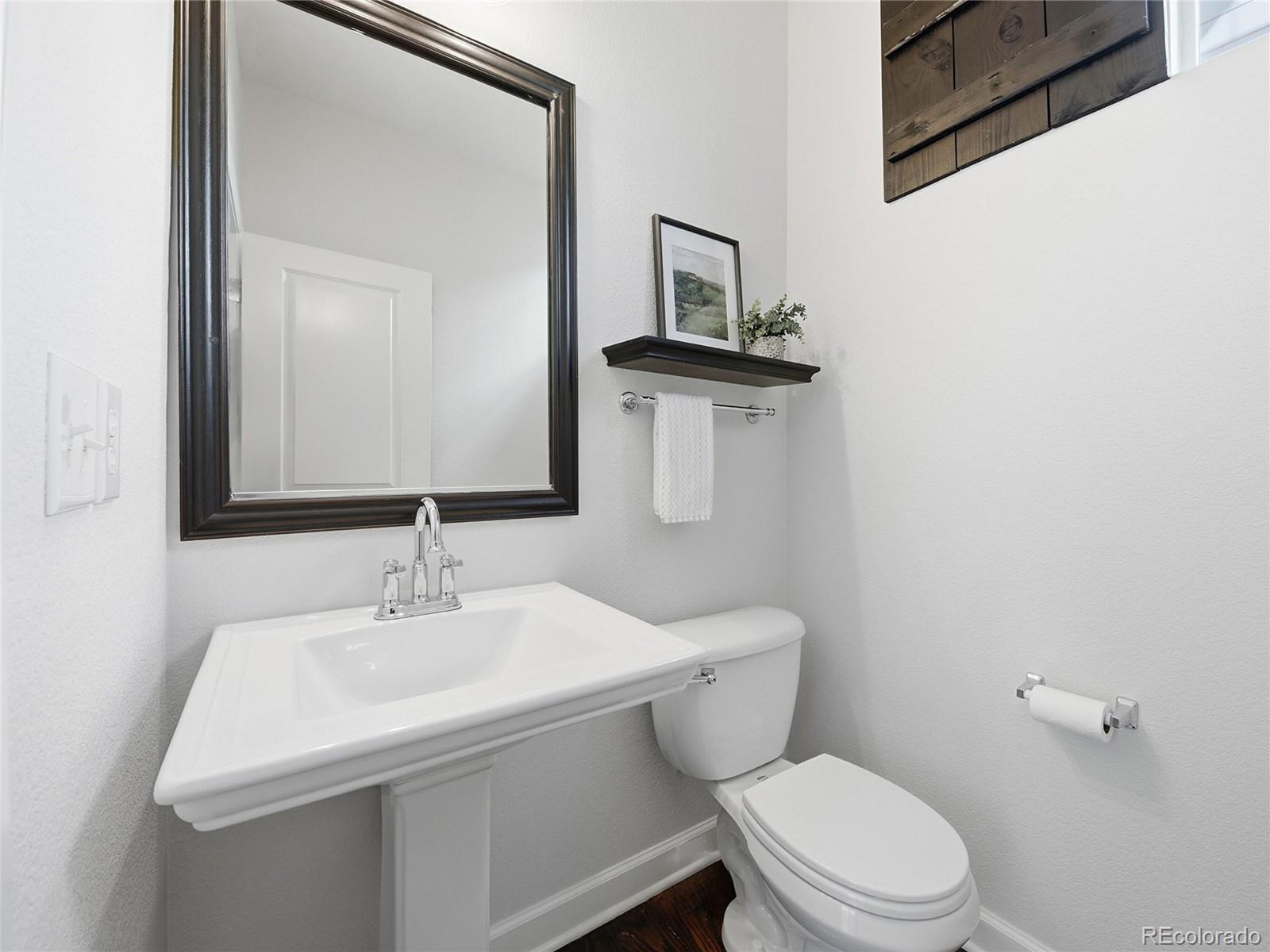 MLS Image #5 for 3656  akron street,denver, Colorado
