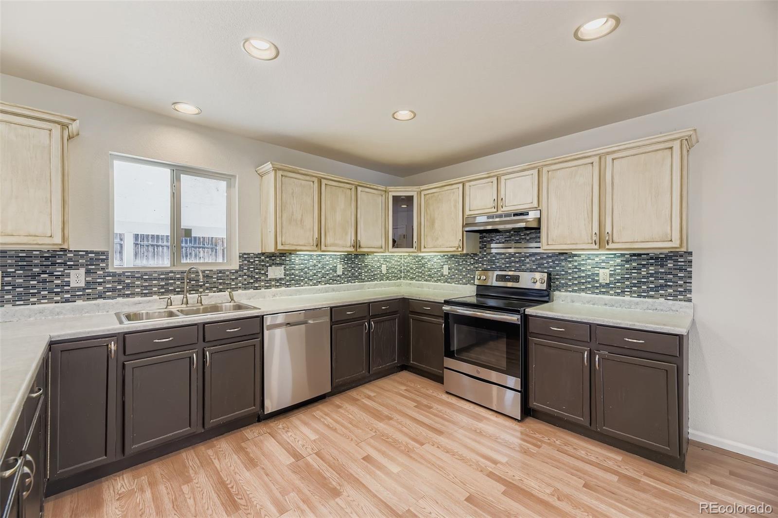 MLS Image #8 for 7081  pine hills way,littleton, Colorado
