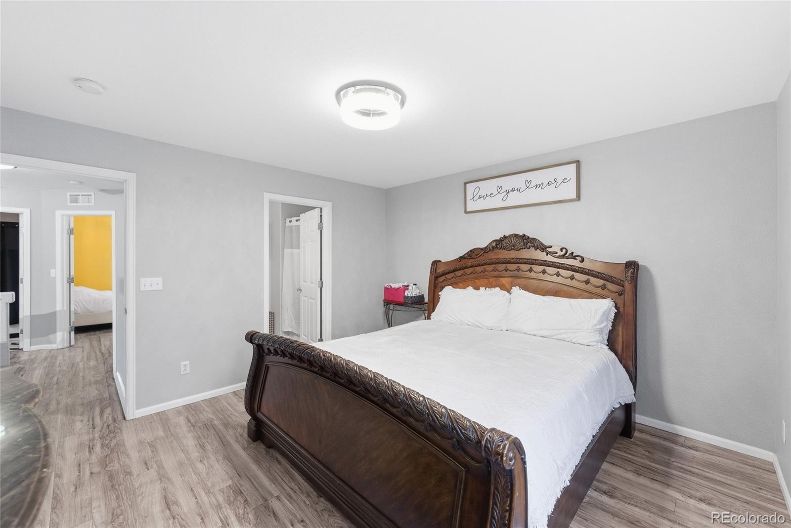 MLS Image #17 for 5567  netherland court,denver, Colorado