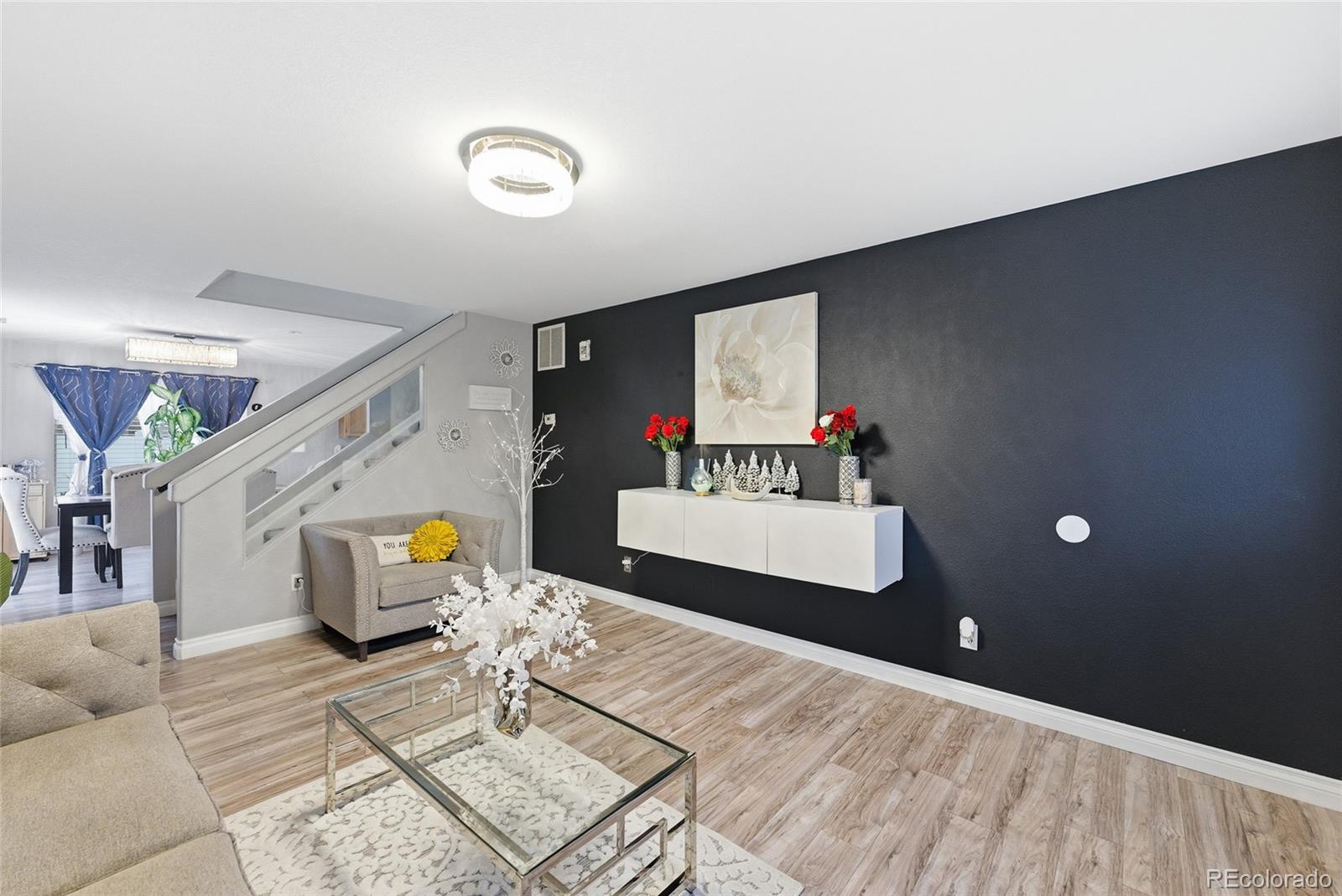 MLS Image #3 for 5567  netherland court,denver, Colorado