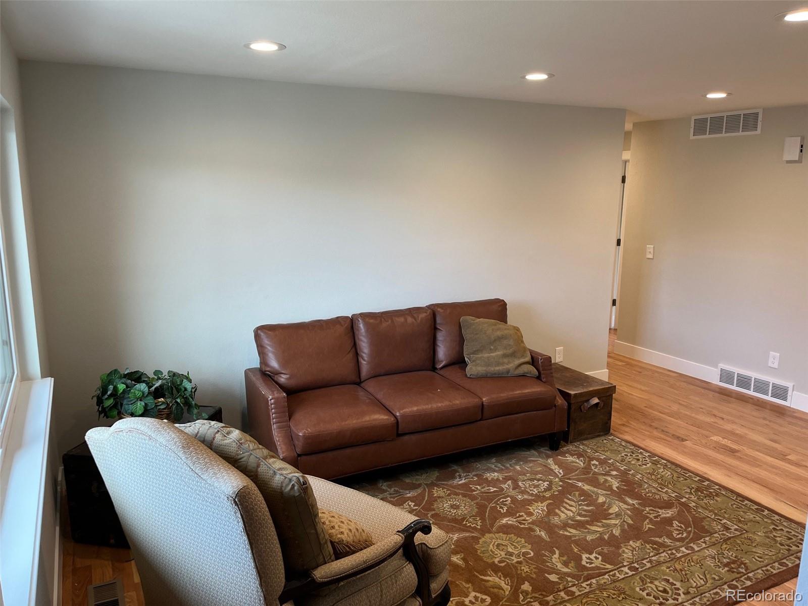 MLS Image #2 for 4900 s garrison street,littleton, Colorado