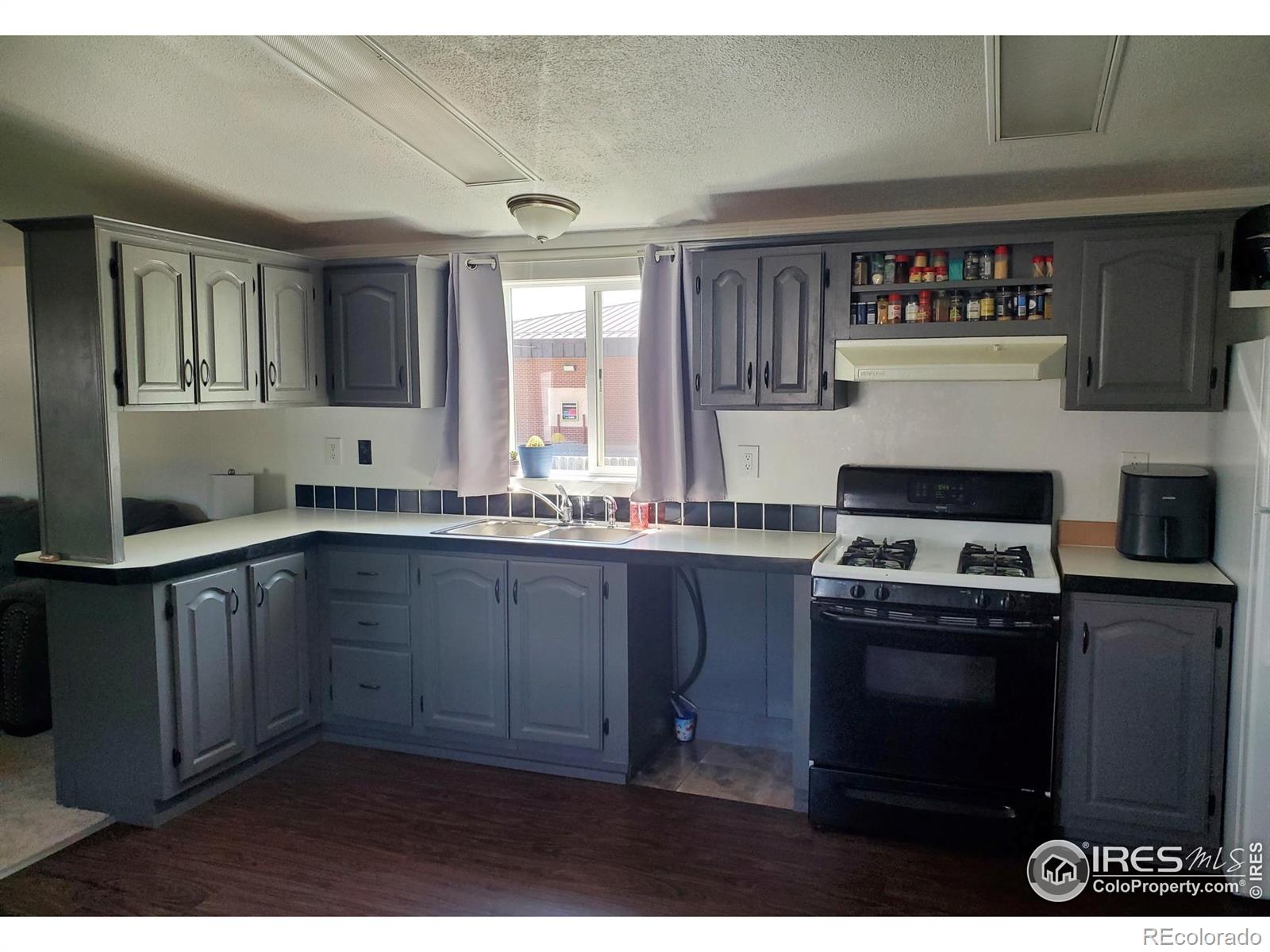 MLS Image #11 for 114 e 3rd street,julesburg, Colorado