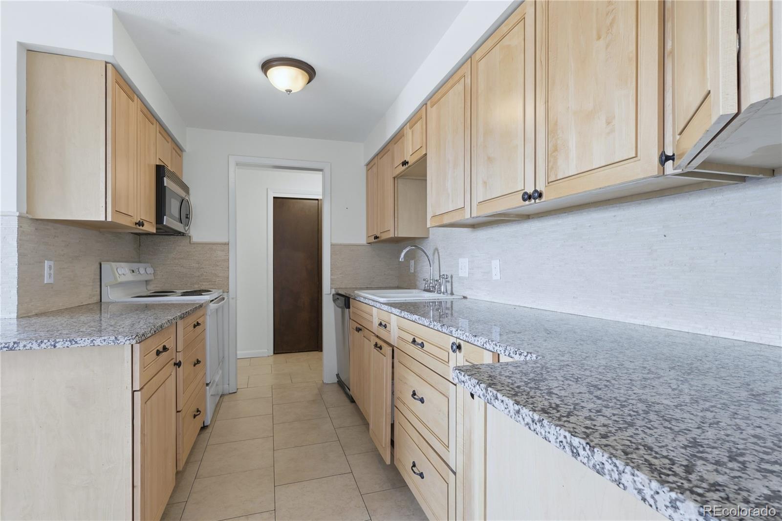 MLS Image #1 for 561  geneva street 305,aurora, Colorado