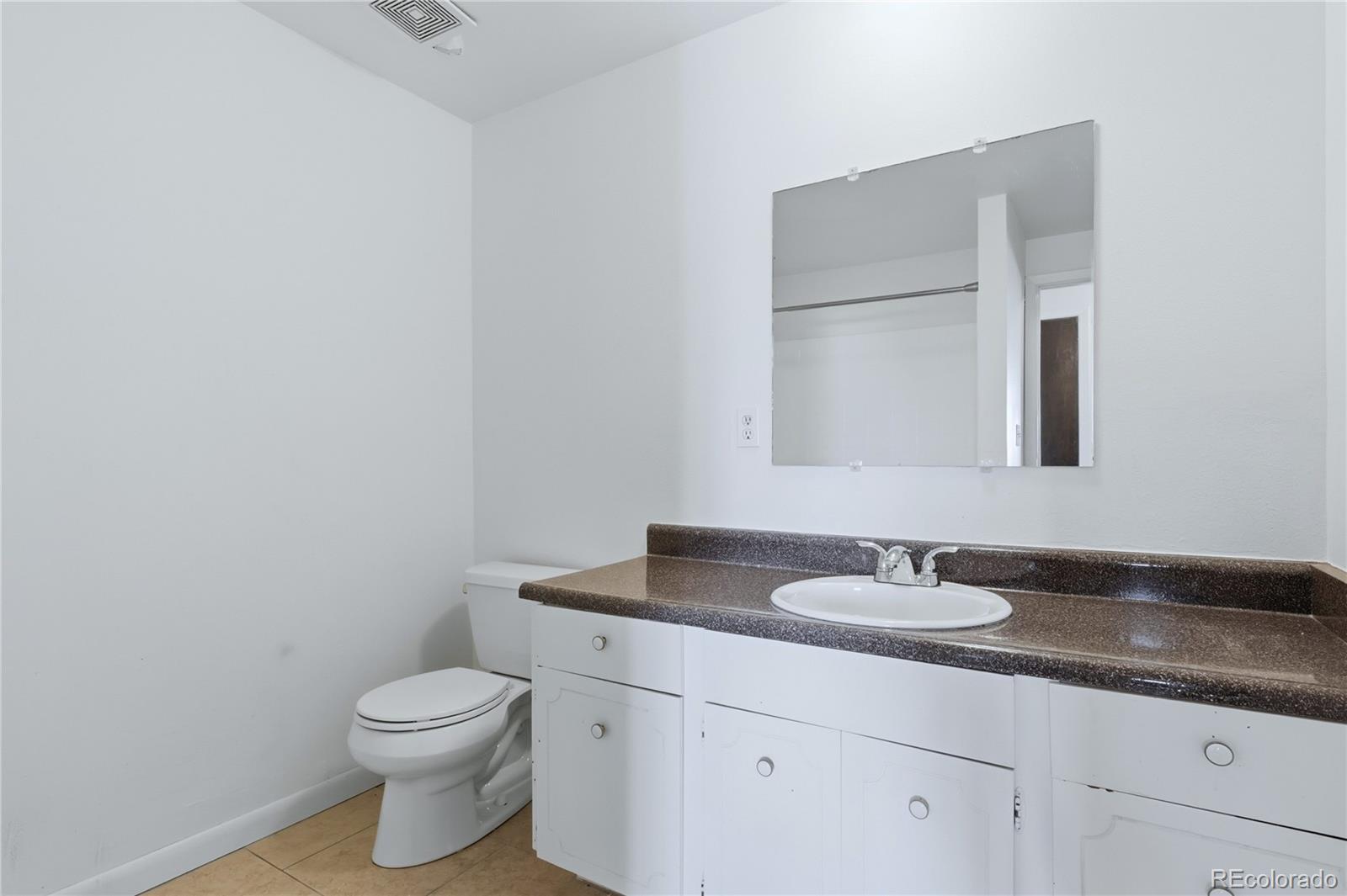 MLS Image #18 for 561  geneva street 305,aurora, Colorado