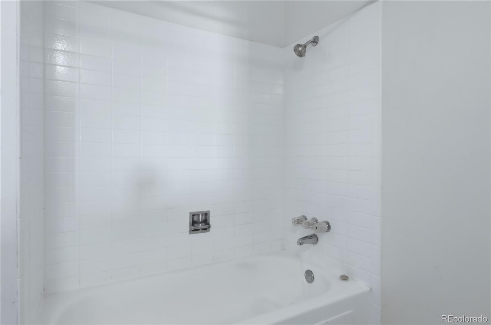 MLS Image #19 for 561  geneva street 305,aurora, Colorado