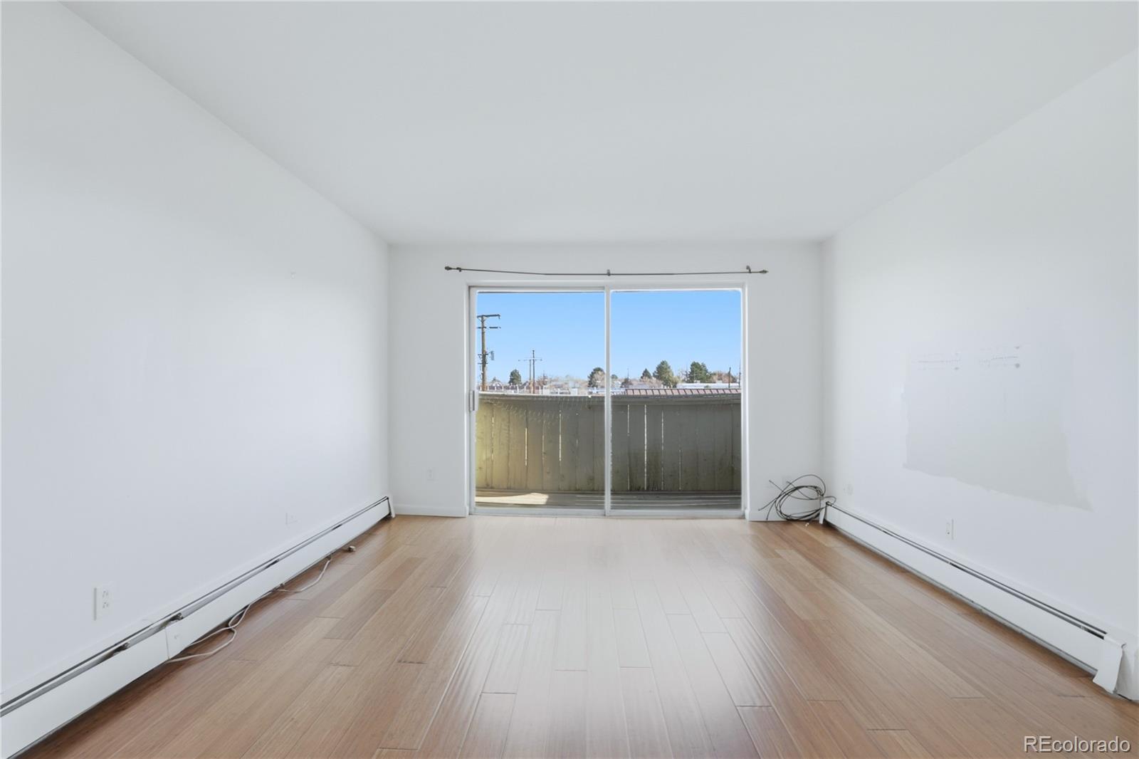 MLS Image #9 for 561  geneva street 305,aurora, Colorado