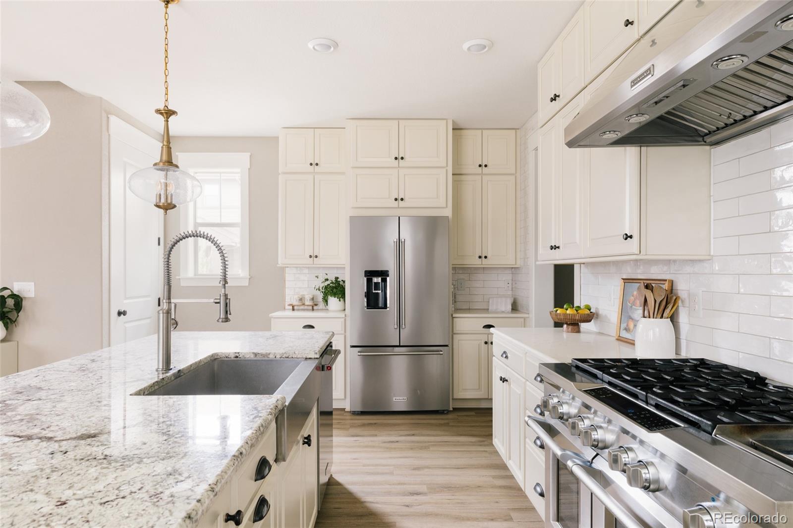 MLS Image #10 for 5851  boston court,denver, Colorado