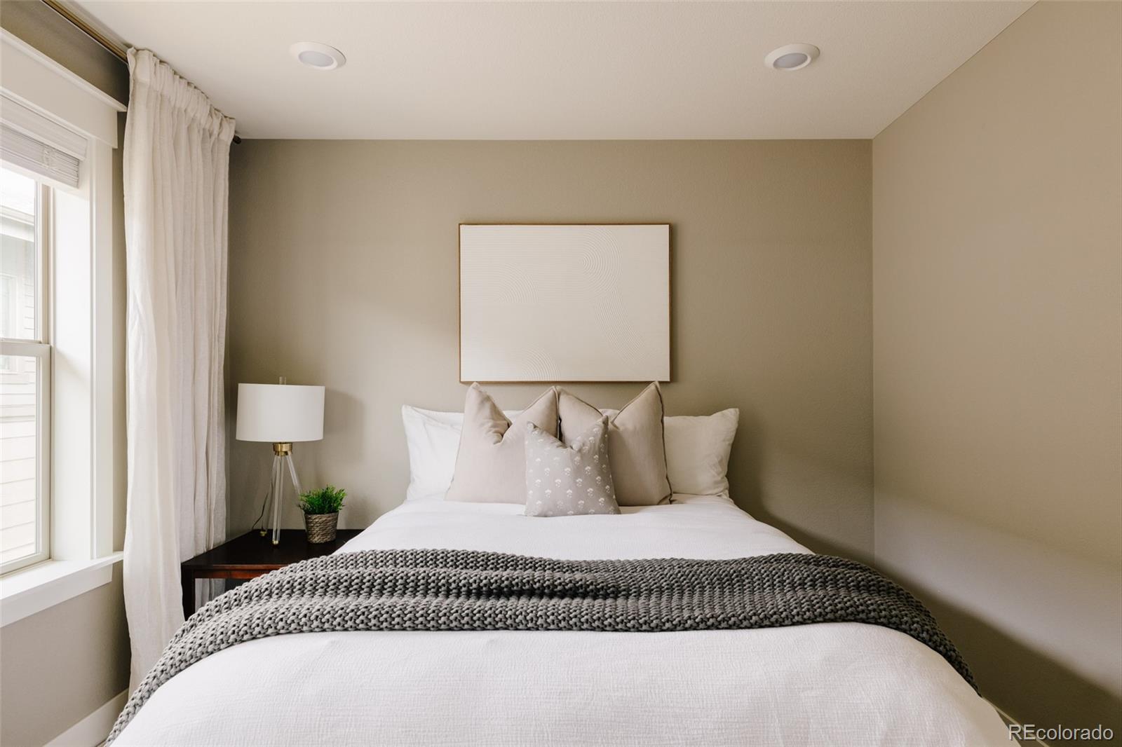MLS Image #20 for 5851  boston court,denver, Colorado