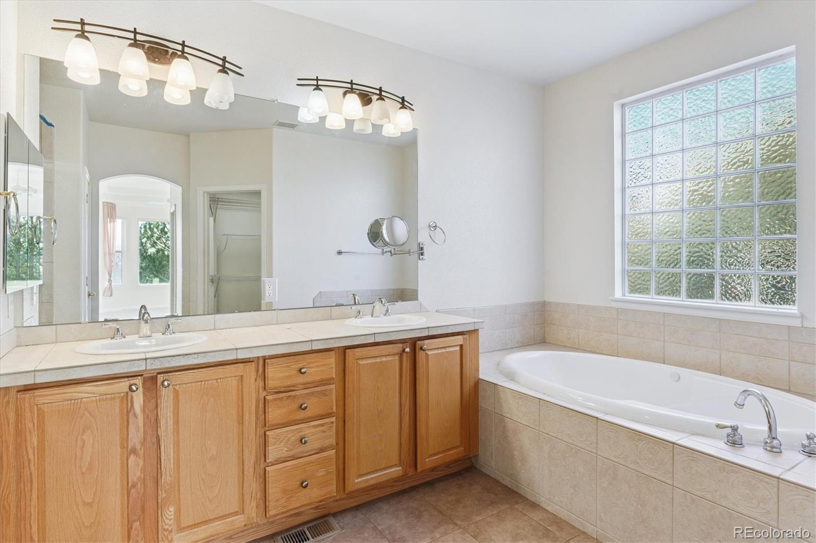 MLS Image #9 for 1022  bramblewood drive,castle pines, Colorado