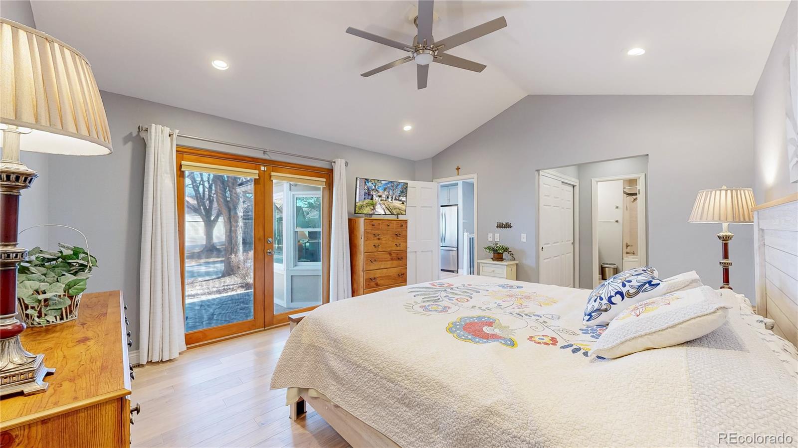 MLS Image #18 for 2359  ranch drive,denver, Colorado