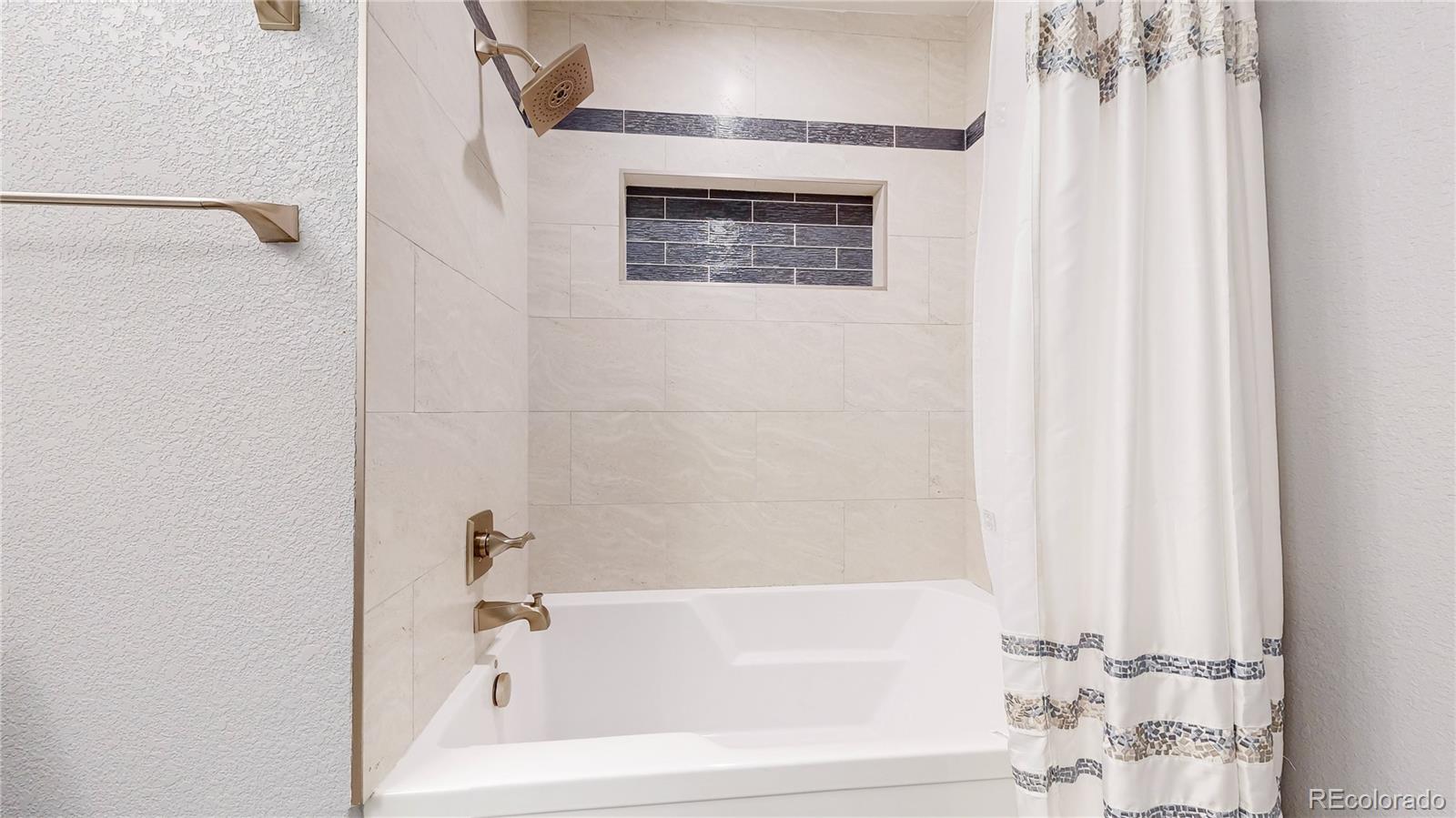 MLS Image #20 for 2359  ranch drive,denver, Colorado