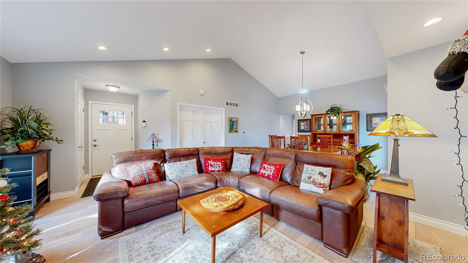 MLS Image #4 for 2359  ranch drive,denver, Colorado