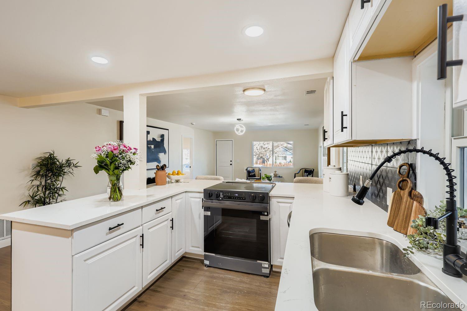 MLS Image #6 for 3715 s grant street,englewood, Colorado