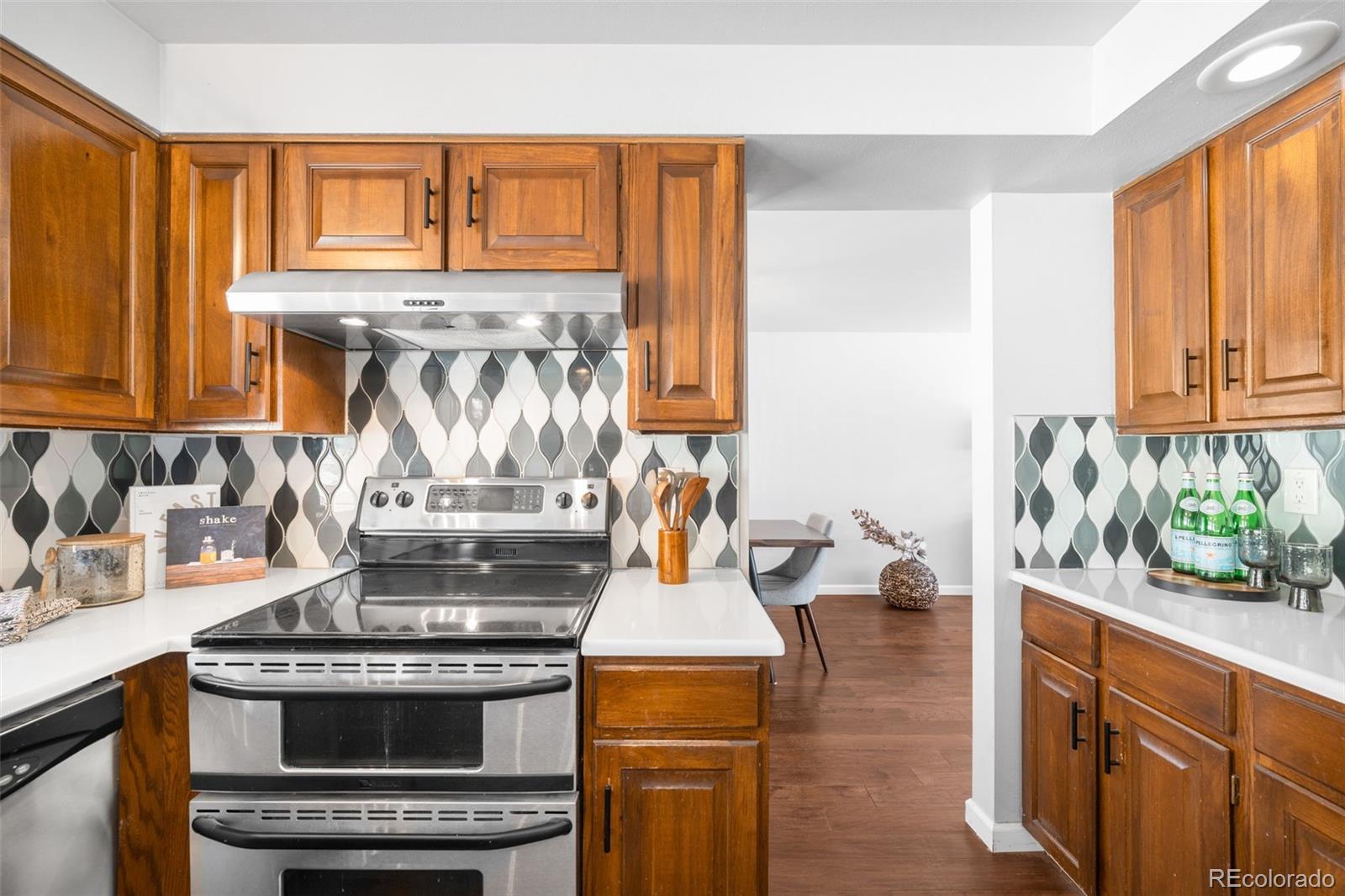 MLS Image #7 for 10120  wolff court,westminster, Colorado