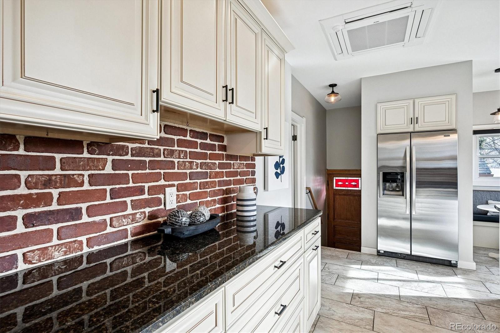 MLS Image #16 for 1600  ivanhoe street,denver, Colorado