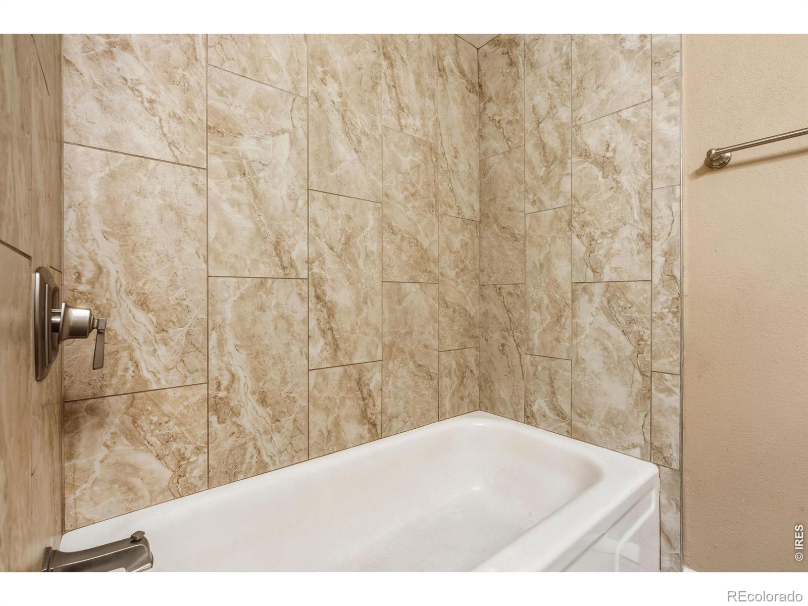 MLS Image #12 for 1705  heatheridge road,fort collins, Colorado