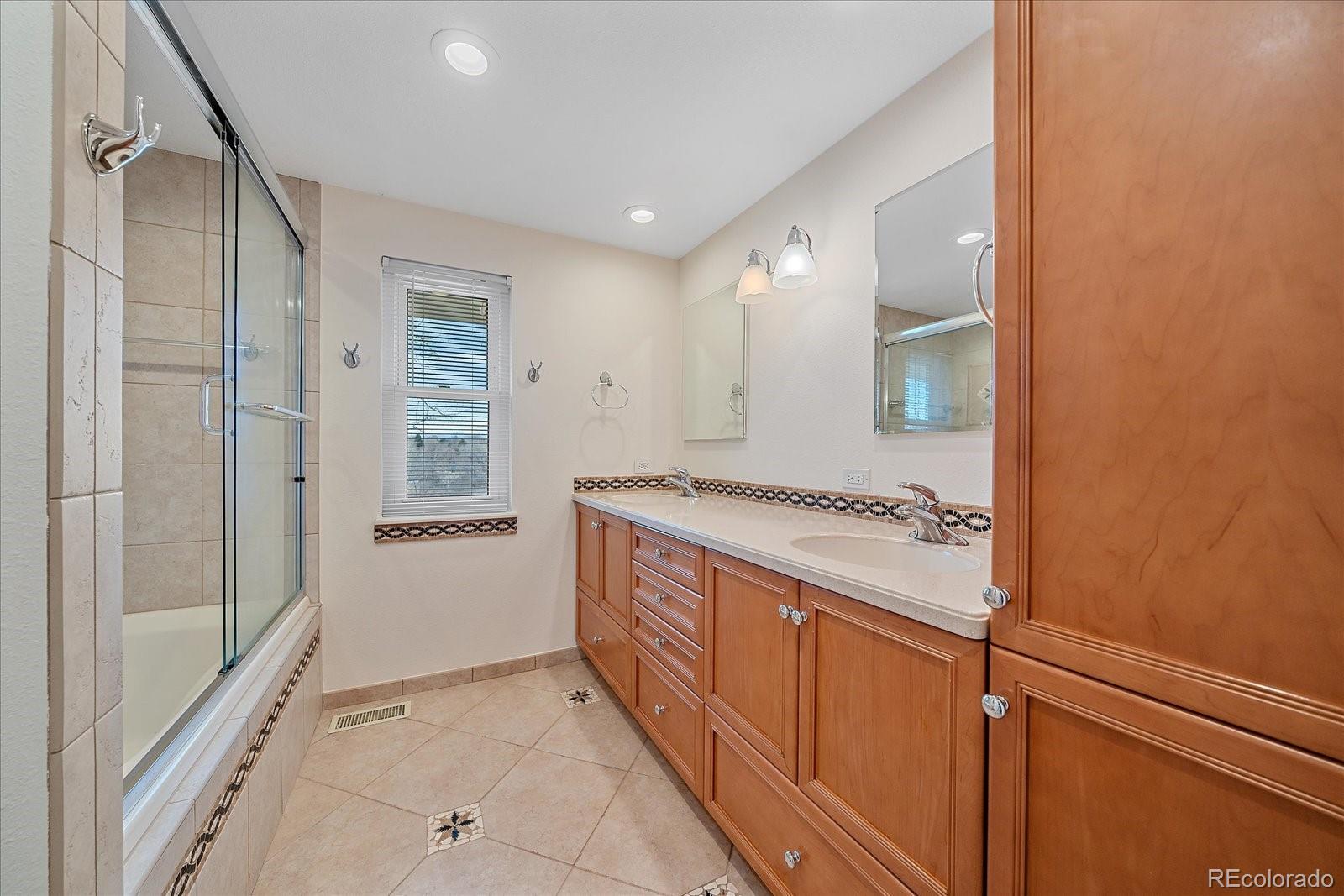 MLS Image #23 for 8341 e otero circle,centennial, Colorado