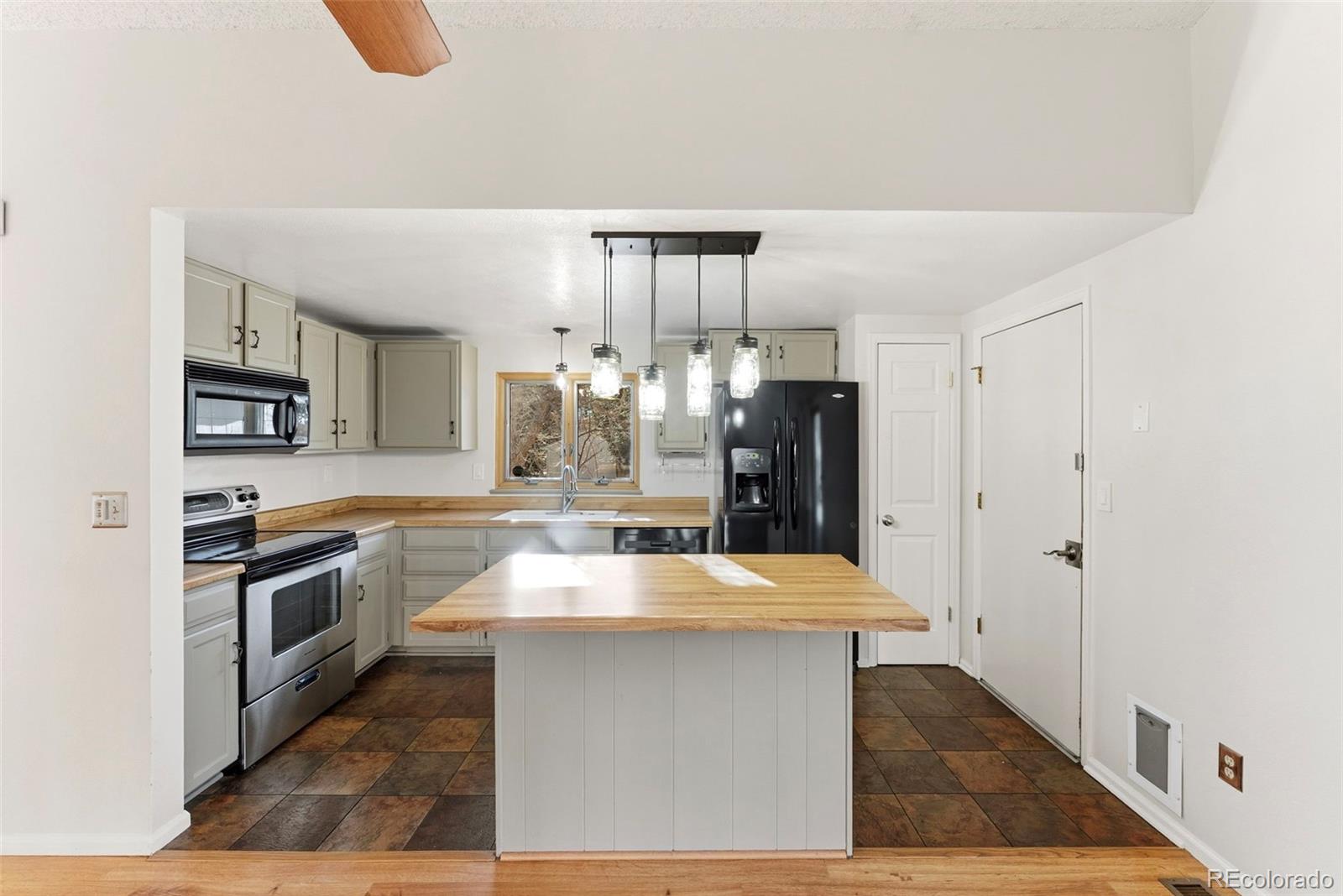 MLS Image #12 for 6355  leadville circle,colorado springs, Colorado