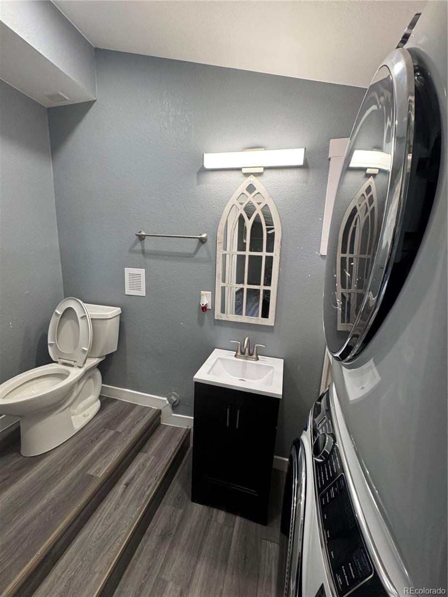 MLS Image #11 for 1236 s bryant street,denver, Colorado