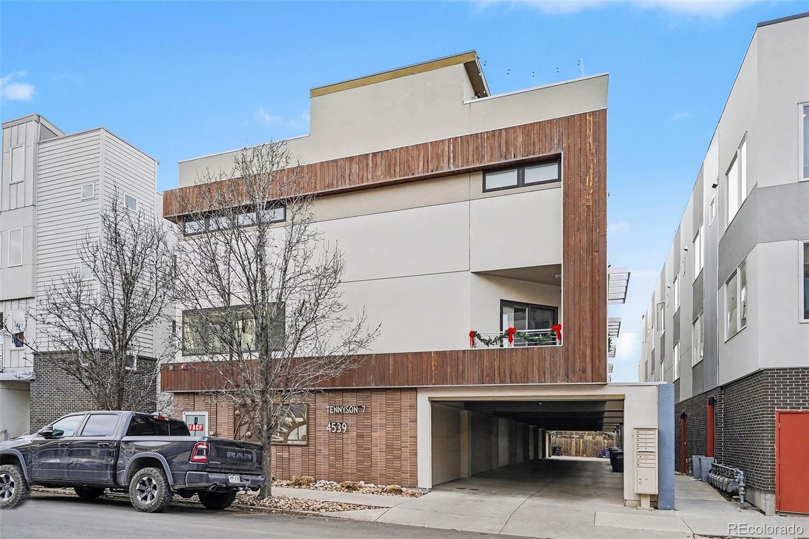 MLS Image #47 for 4539  tennyson street 107,denver, Colorado
