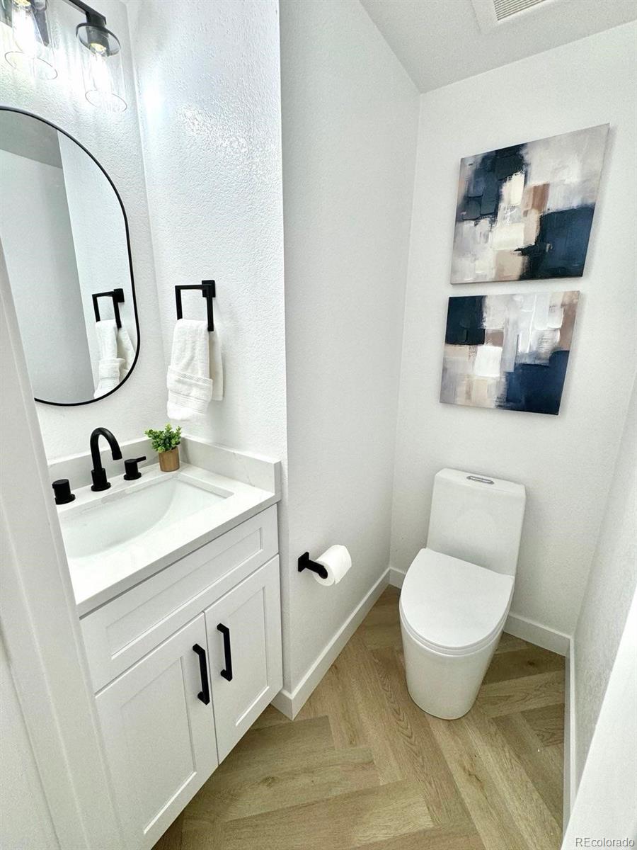 MLS Image #14 for 8600 e bellewood place,denver, Colorado