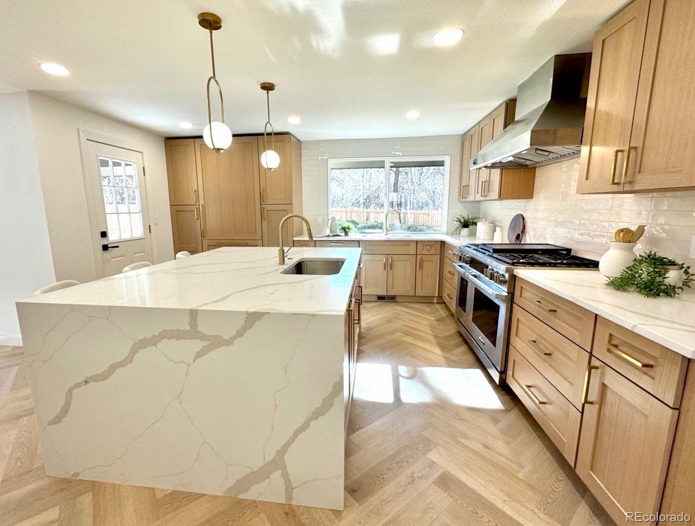 MLS Image #6 for 8600 e bellewood place,denver, Colorado