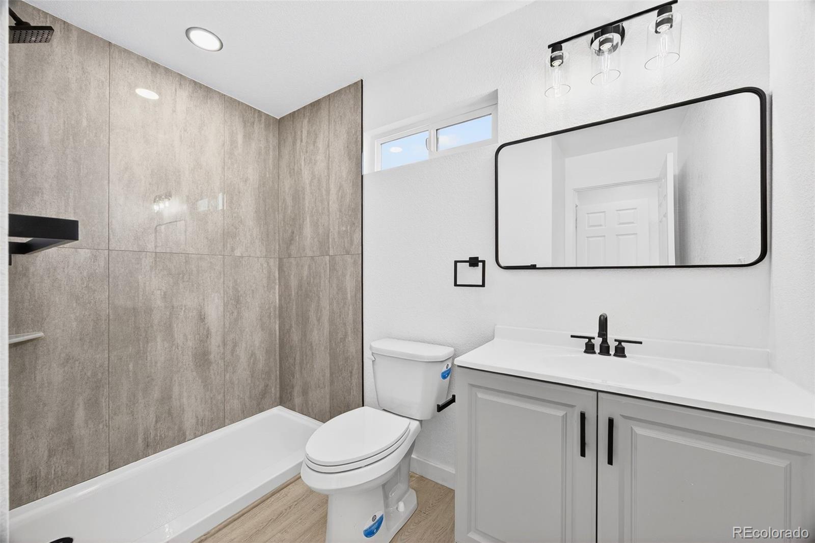 MLS Image #16 for 2600 s king street,denver, Colorado