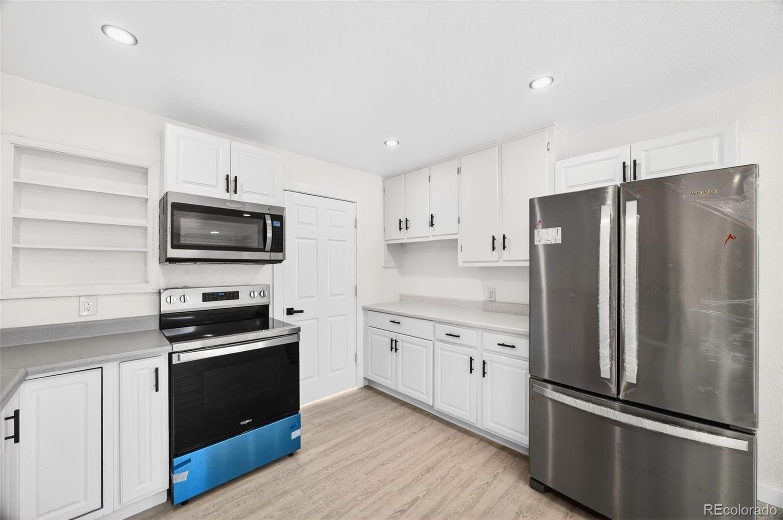 MLS Image #8 for 2600 s king street,denver, Colorado