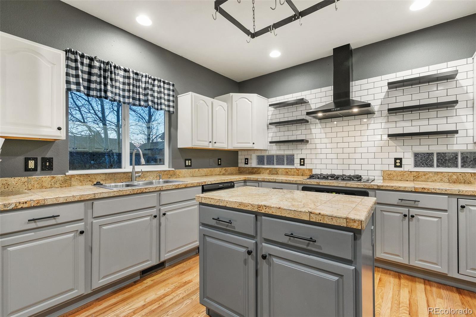 MLS Image #14 for 5747  wolf village drive,colorado springs, Colorado
