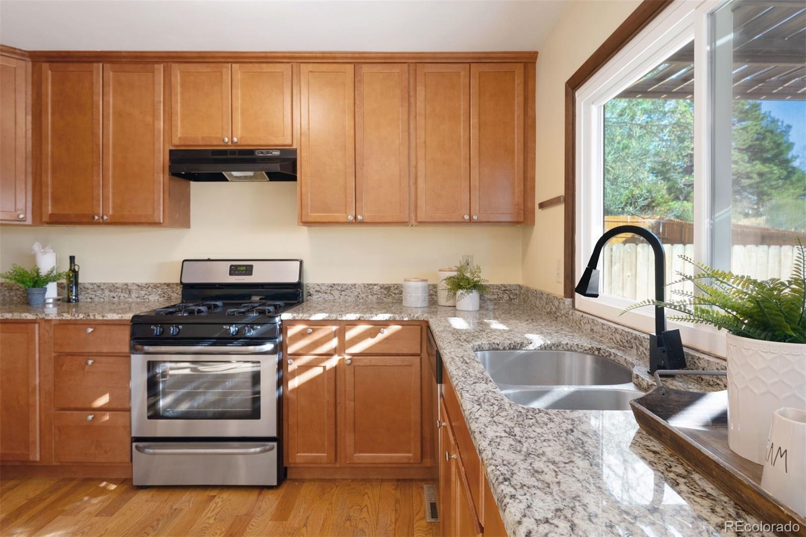 MLS Image #13 for 7888 s trenton street,centennial, Colorado