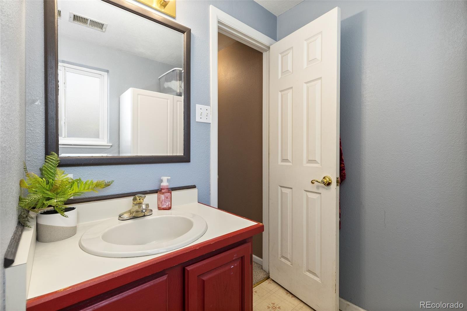 MLS Image #24 for 9823  alamo drive,northglenn, Colorado
