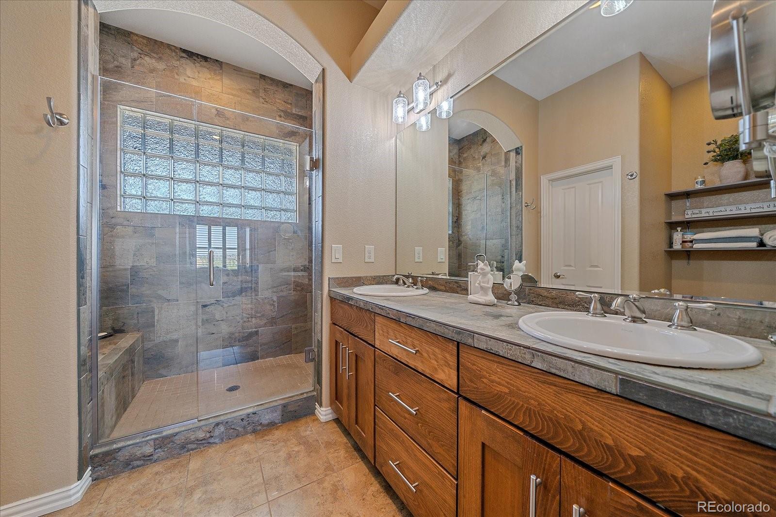 MLS Image #27 for 23940 e easter place,aurora, Colorado