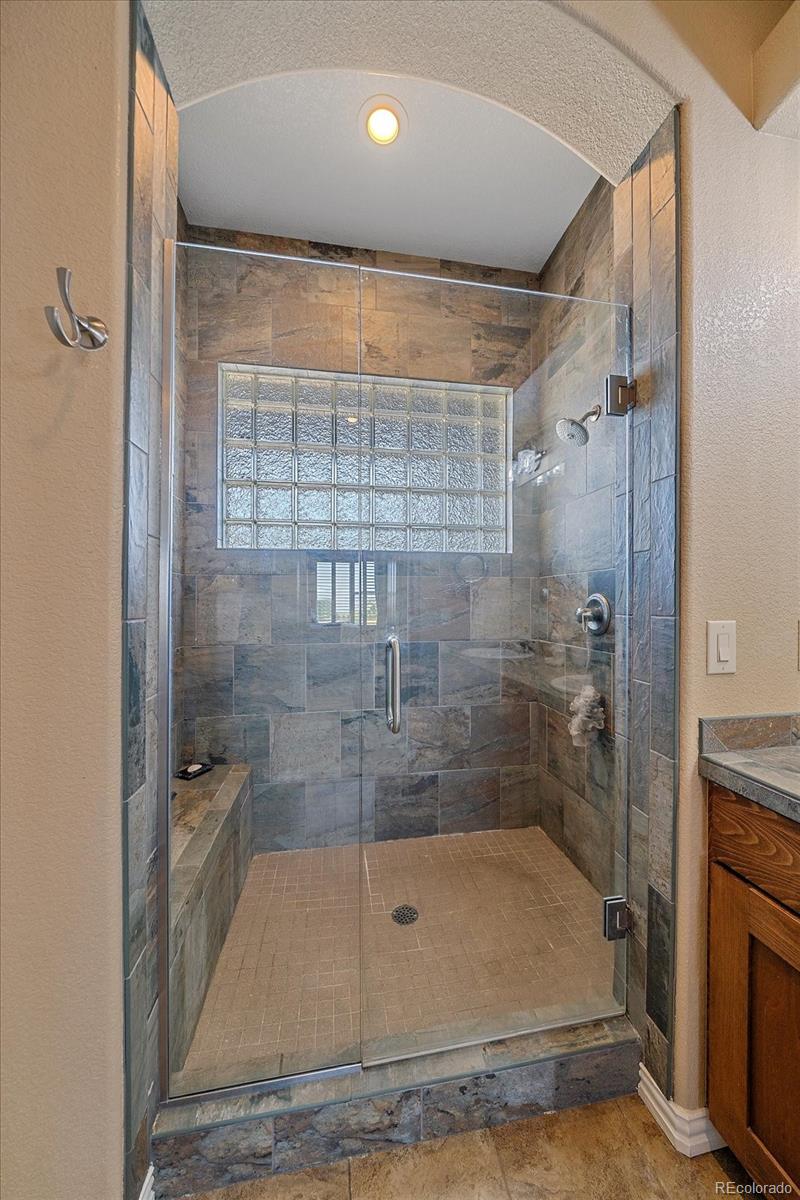 MLS Image #28 for 23940 e easter place,aurora, Colorado