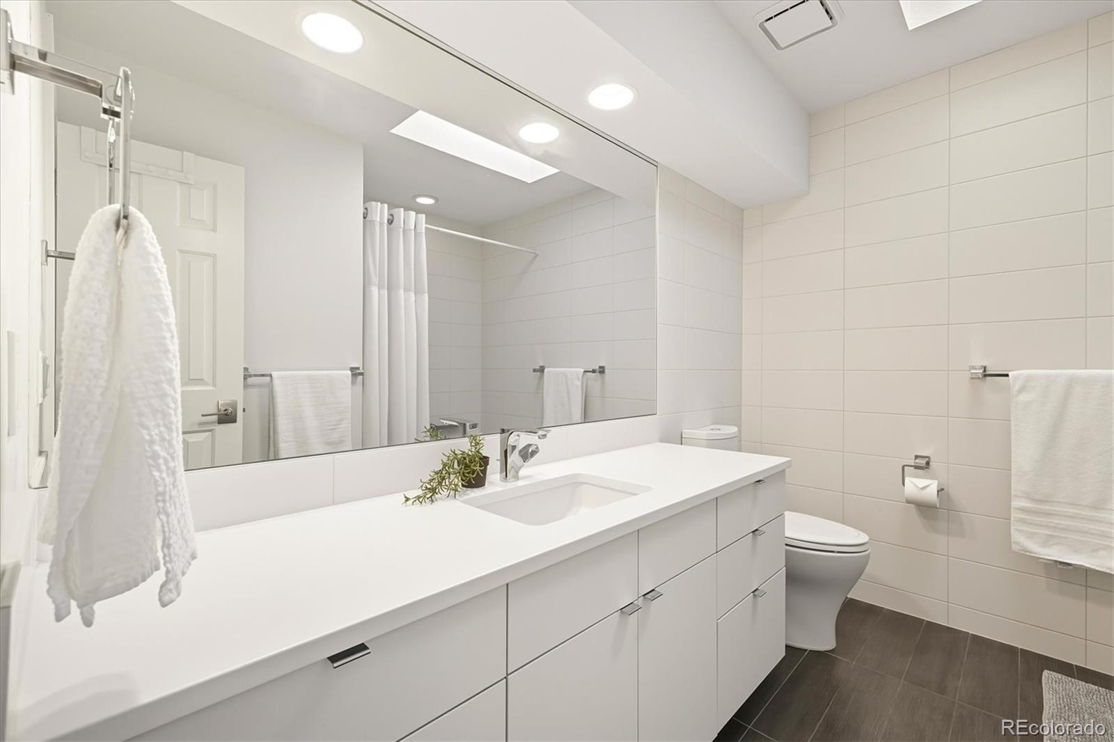 MLS Image #24 for 10268 e lake drive,englewood, Colorado