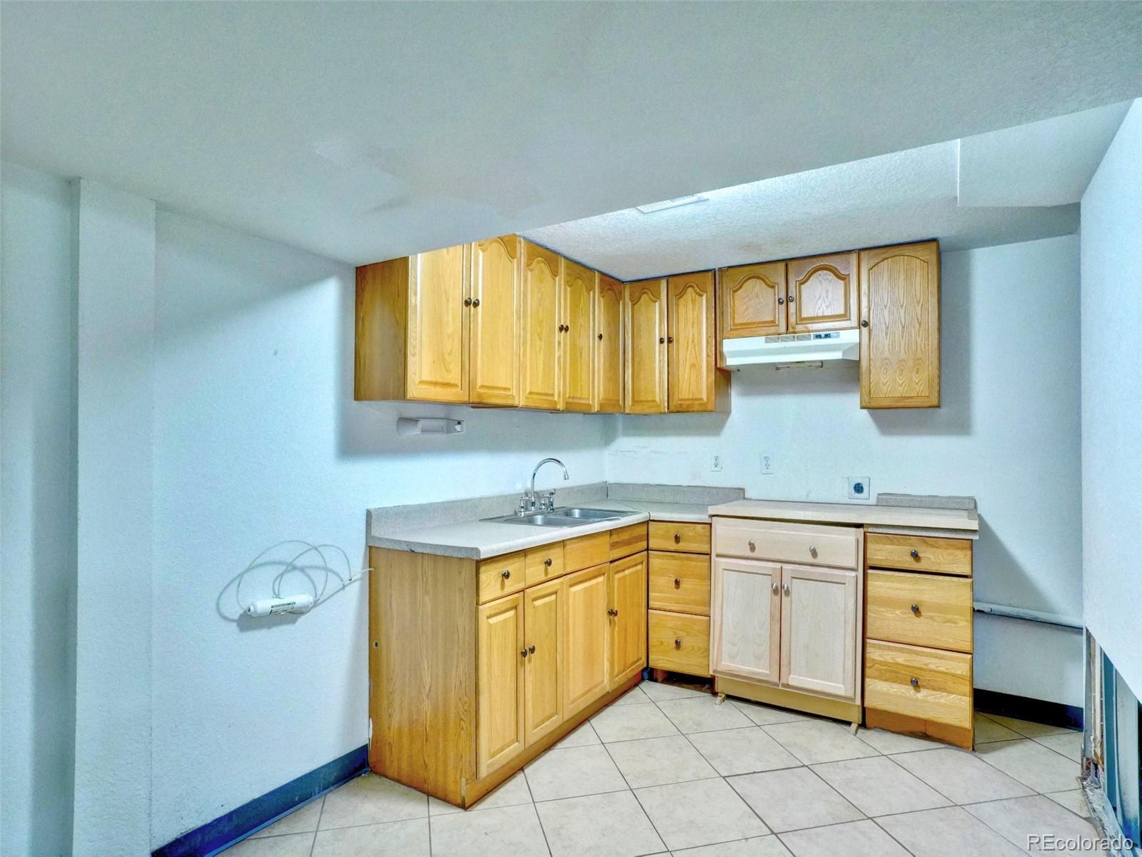 MLS Image #20 for 2420  cottonwood drive,denver, Colorado