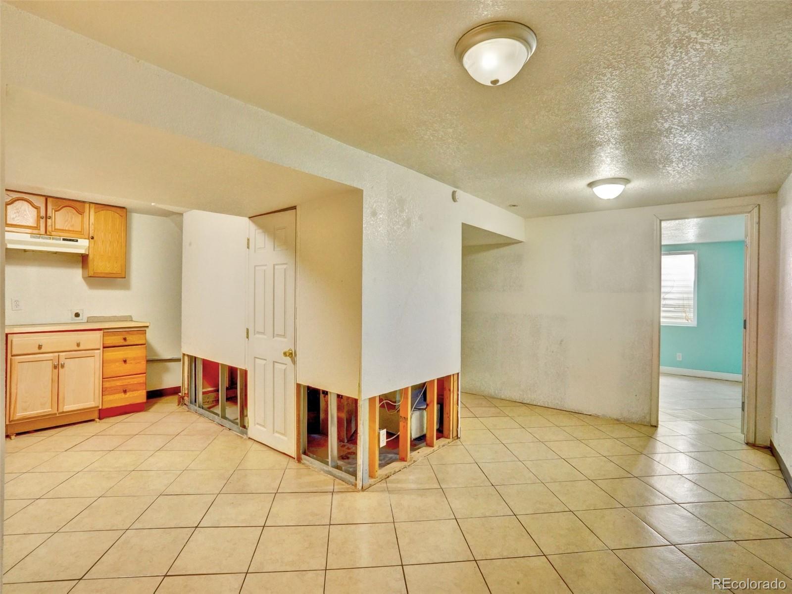 MLS Image #21 for 2420  cottonwood drive,denver, Colorado