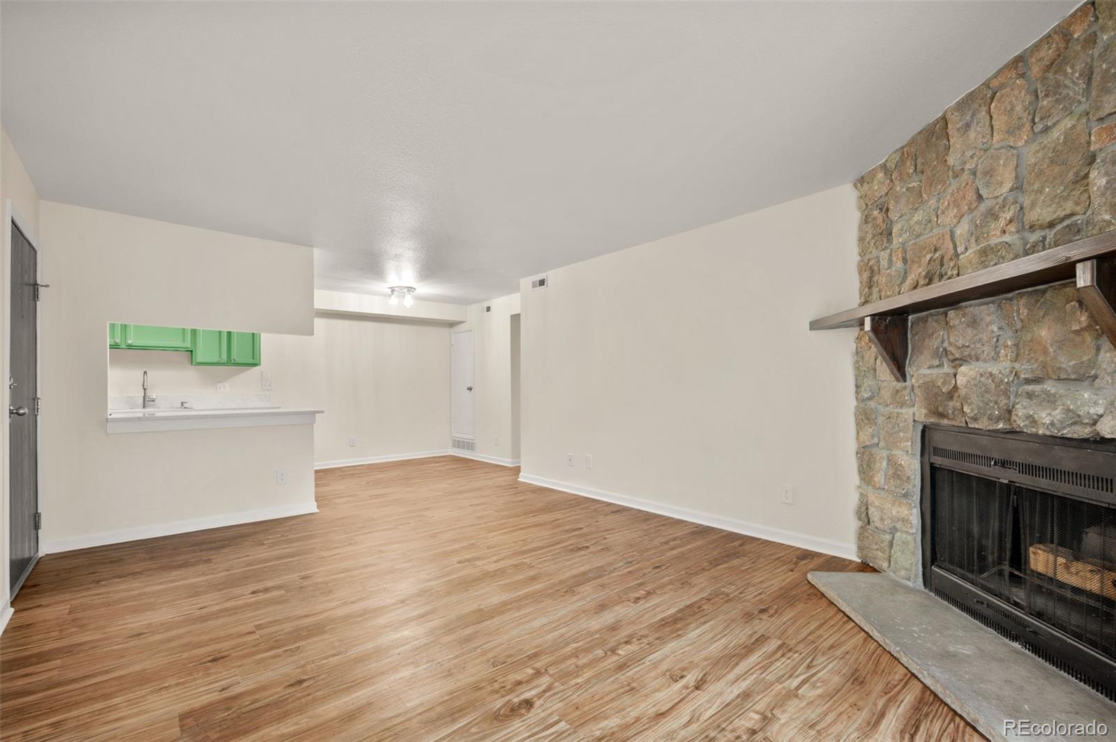 MLS Image #5 for 1795 s pitkin street a,aurora, Colorado