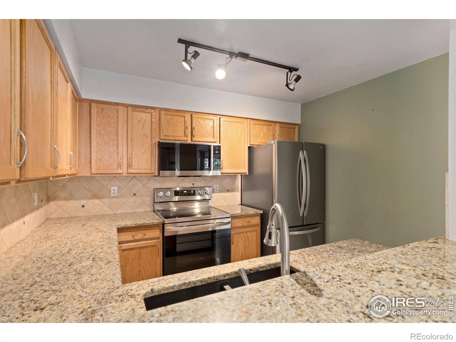 MLS Image #3 for 6633  antigua drive,fort collins, Colorado