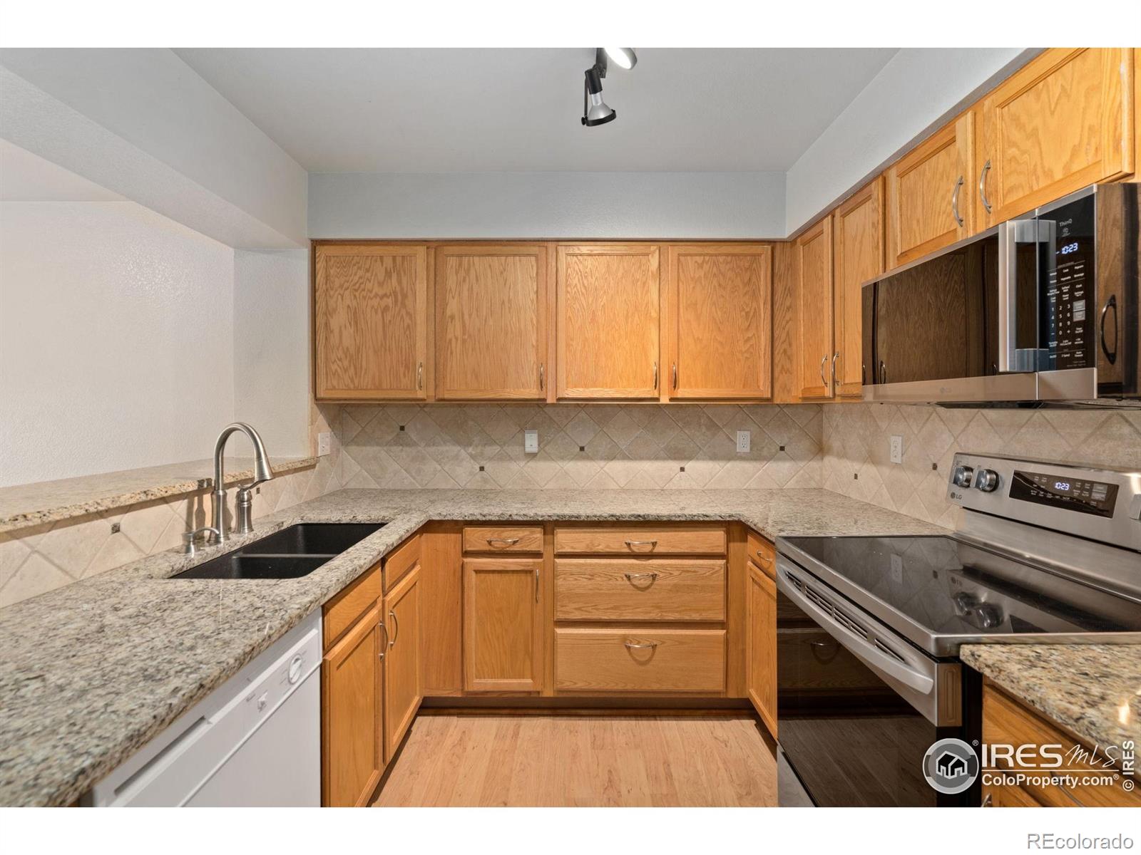 MLS Image #4 for 6633  antigua drive,fort collins, Colorado