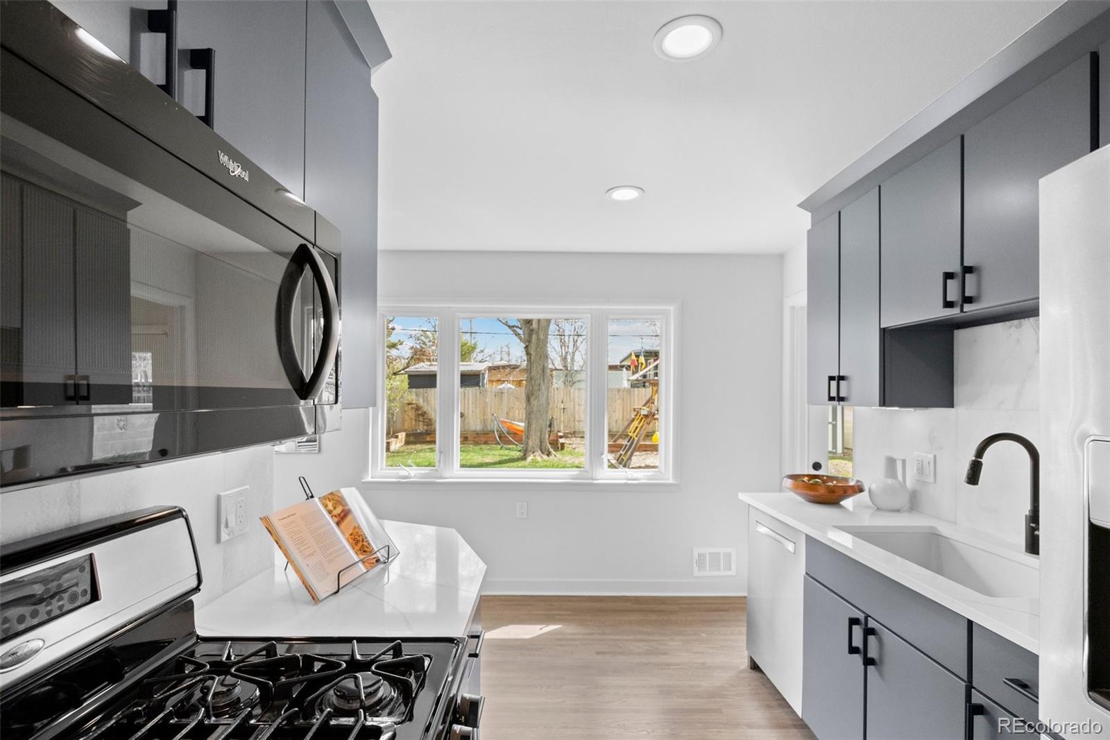 MLS Image #14 for 4632 e arkansas avenue,denver, Colorado