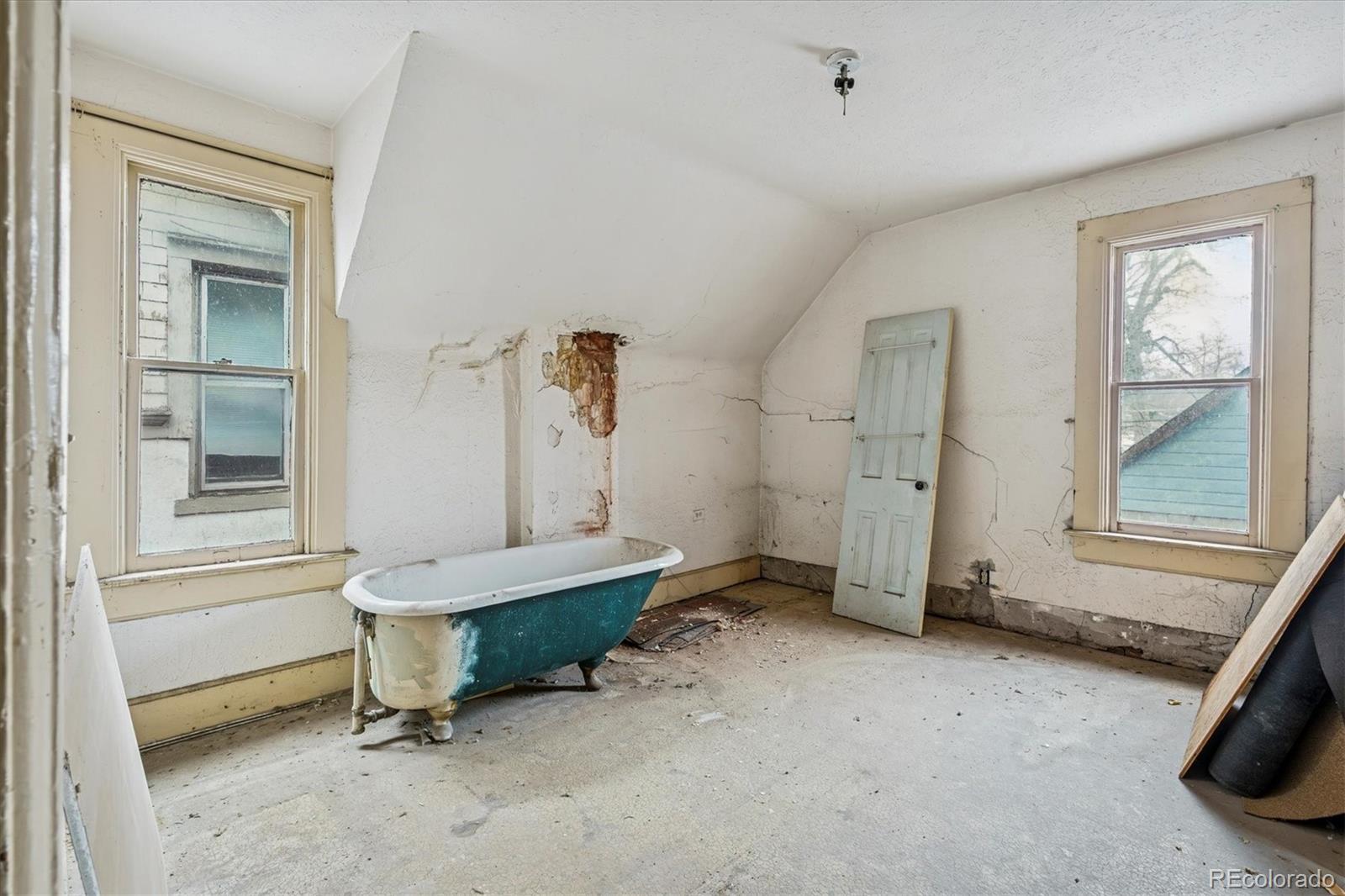 MLS Image #12 for 934 s washington street,denver, Colorado