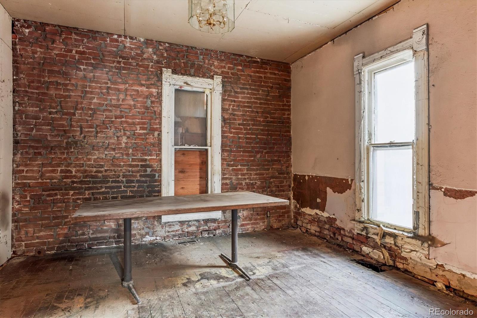MLS Image #5 for 934 s washington street,denver, Colorado